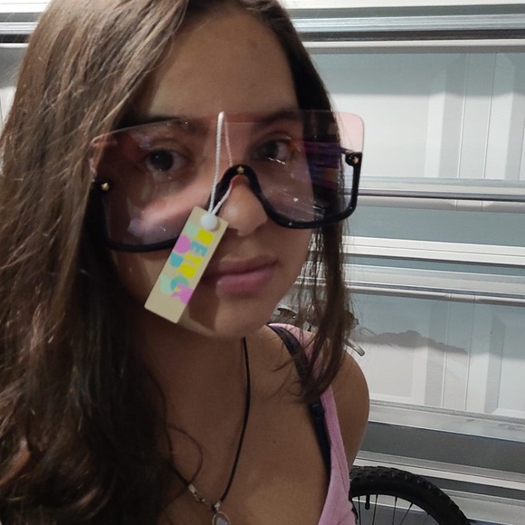 SUNGLASSES OVERSIZED OUTSTANDING DESIGN - Picture 5 of 7